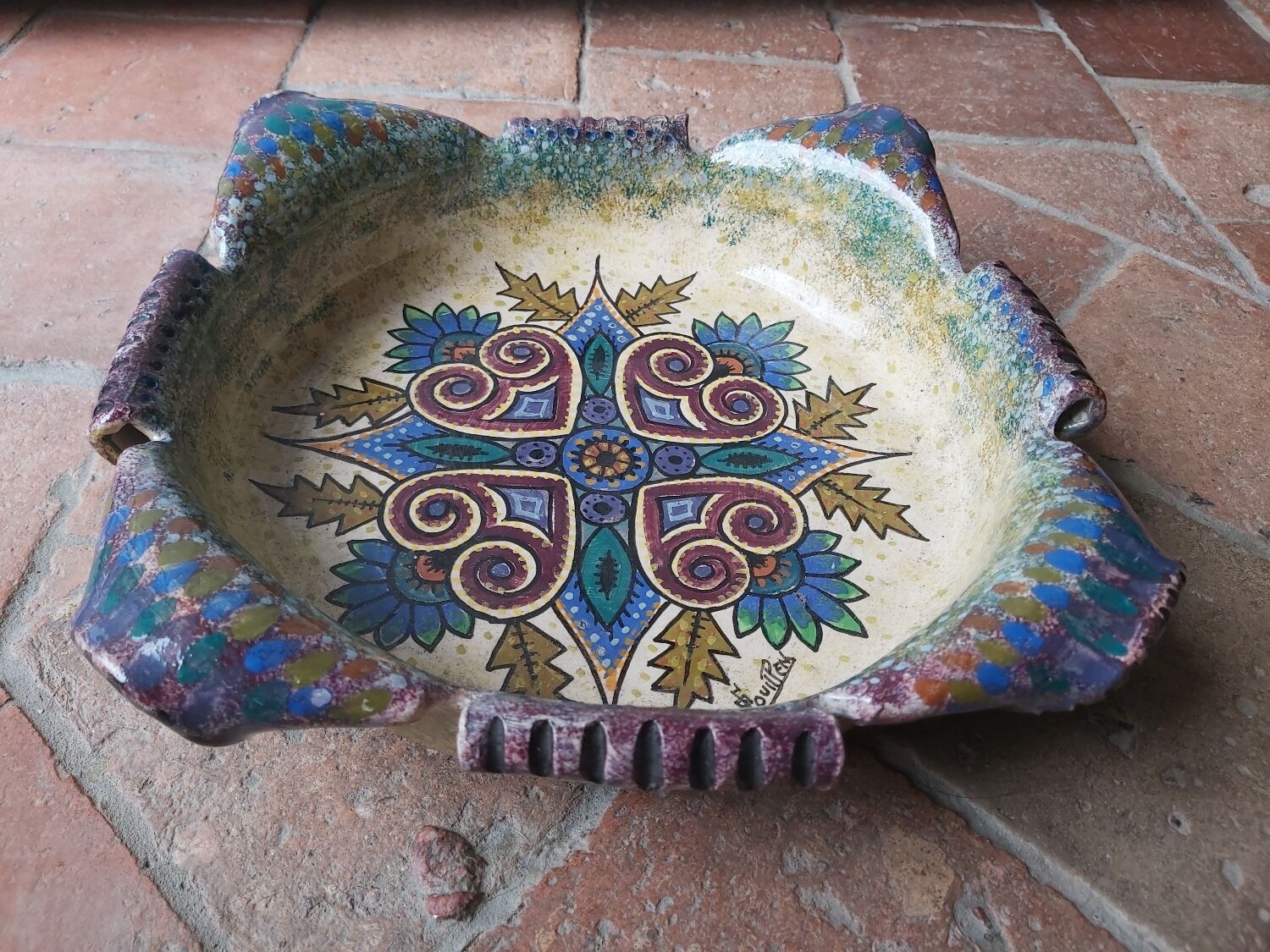 Quimper faience plate, P FOUILLEN