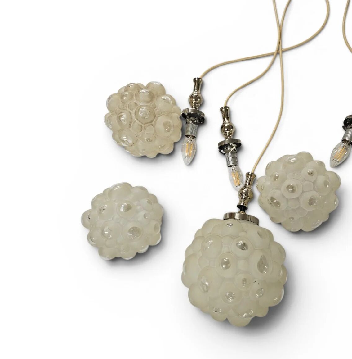 Cascade 4 balls pendant lamp with "bubble glass" shades