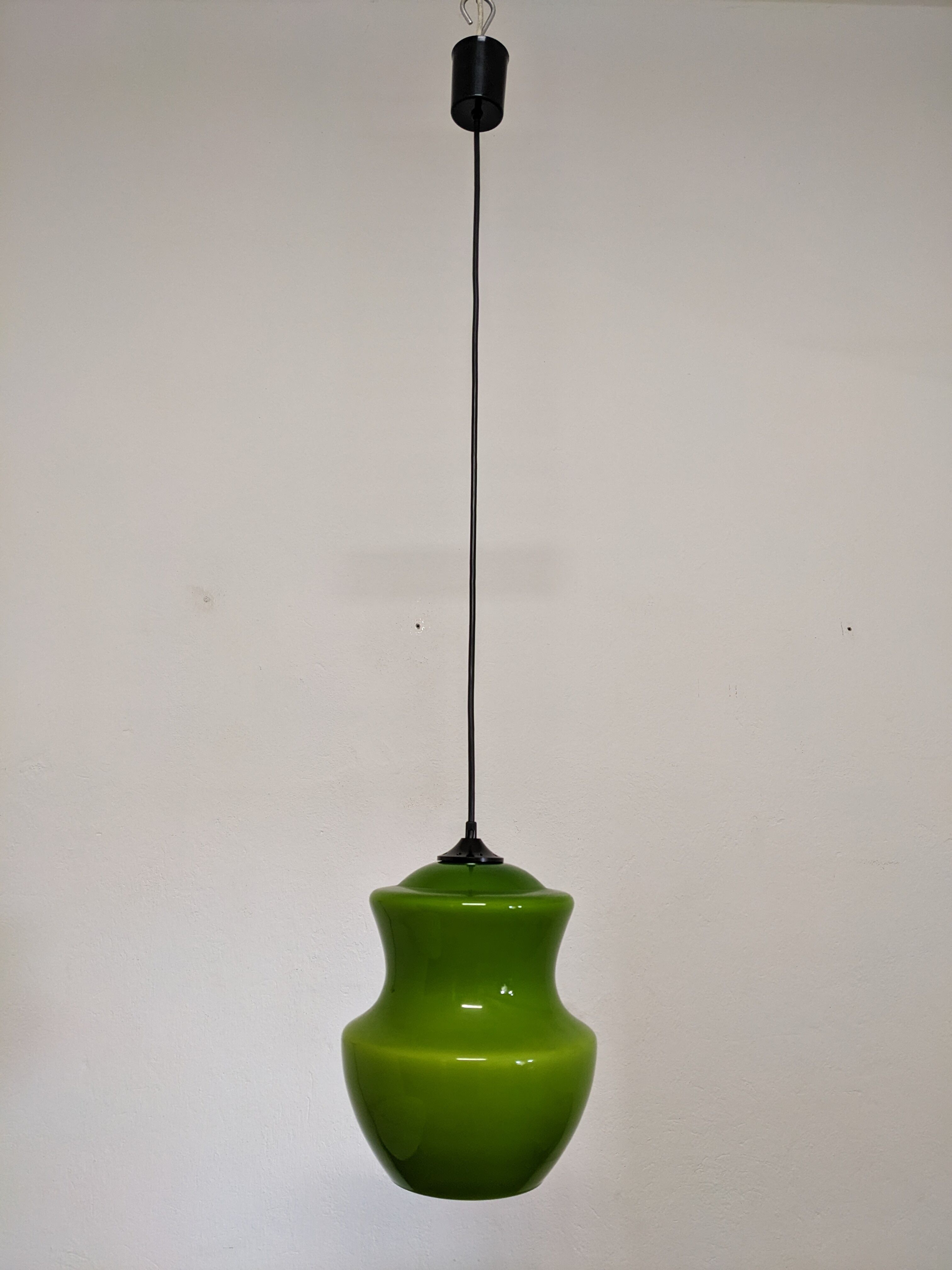 Green opaline suspension from the 60s/70s