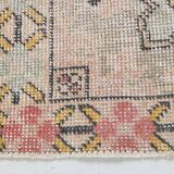 4x7 Pale Red & Beige Classic Vintage Rug, 127x215Cm