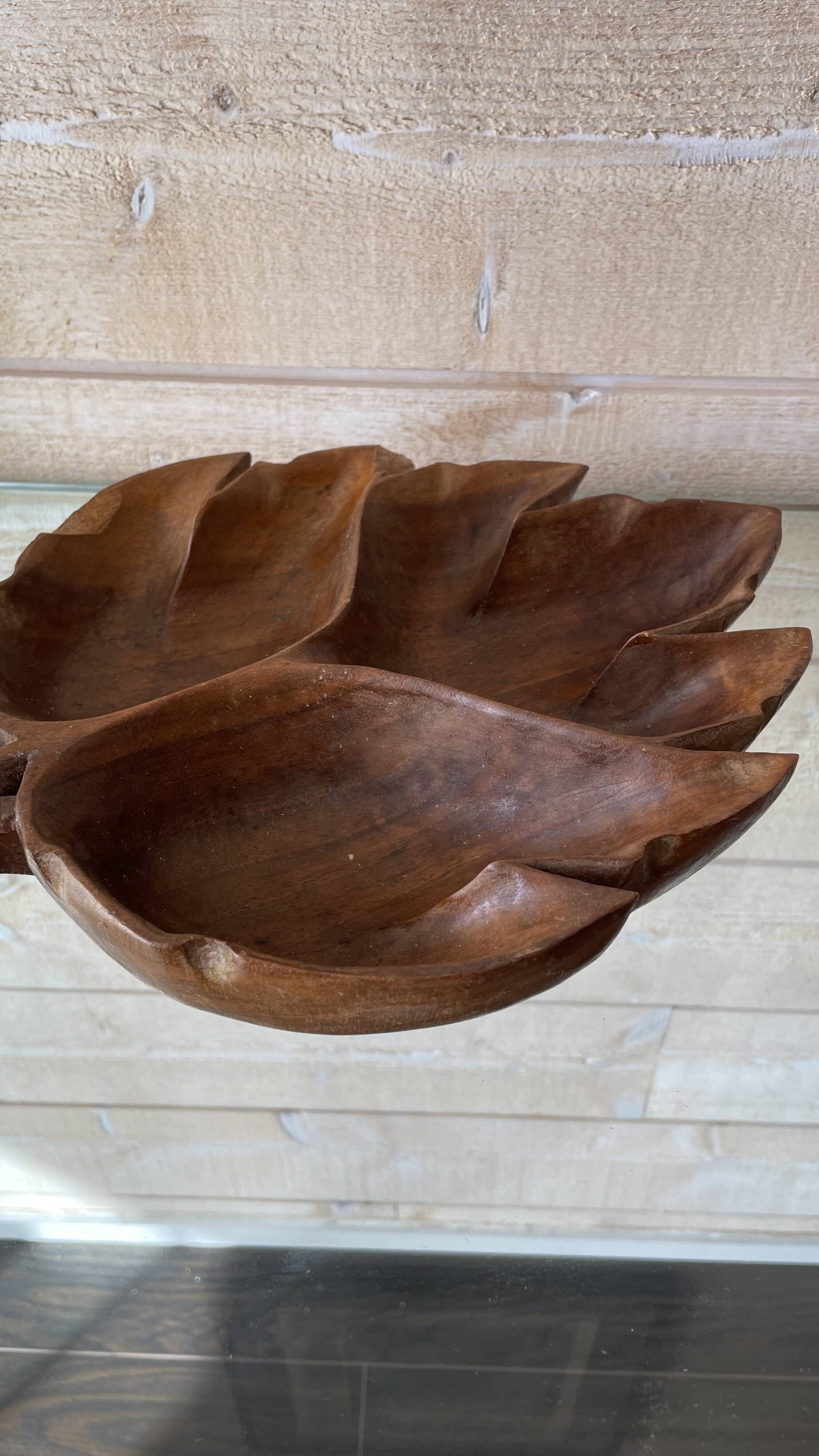 Serving dish / empty pocket