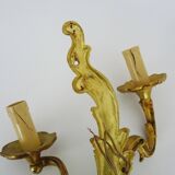 Ancienne applique murale à double feux en bronze, feuille d'acanthes. Années 50