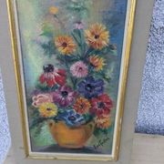 Ancient table, bouquet