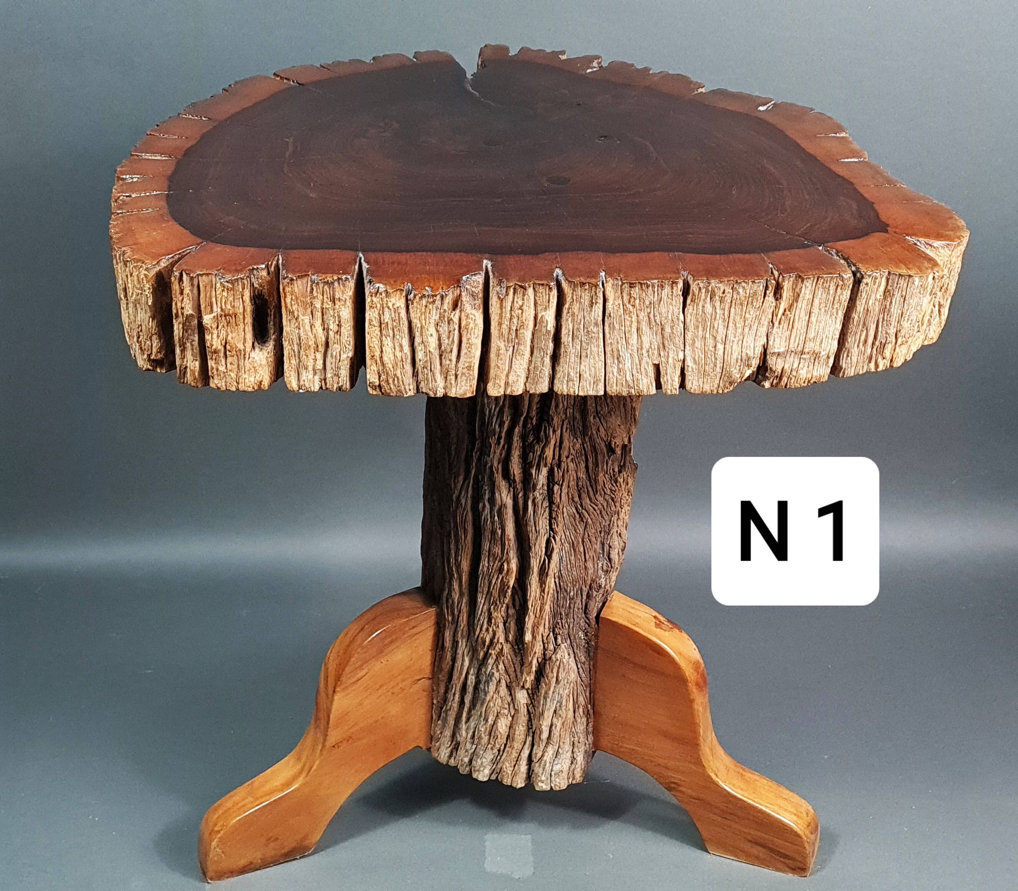 Tabouret ou bout de canapé brutaliste en teck 13 kg, 2 disponibles D344 /1/