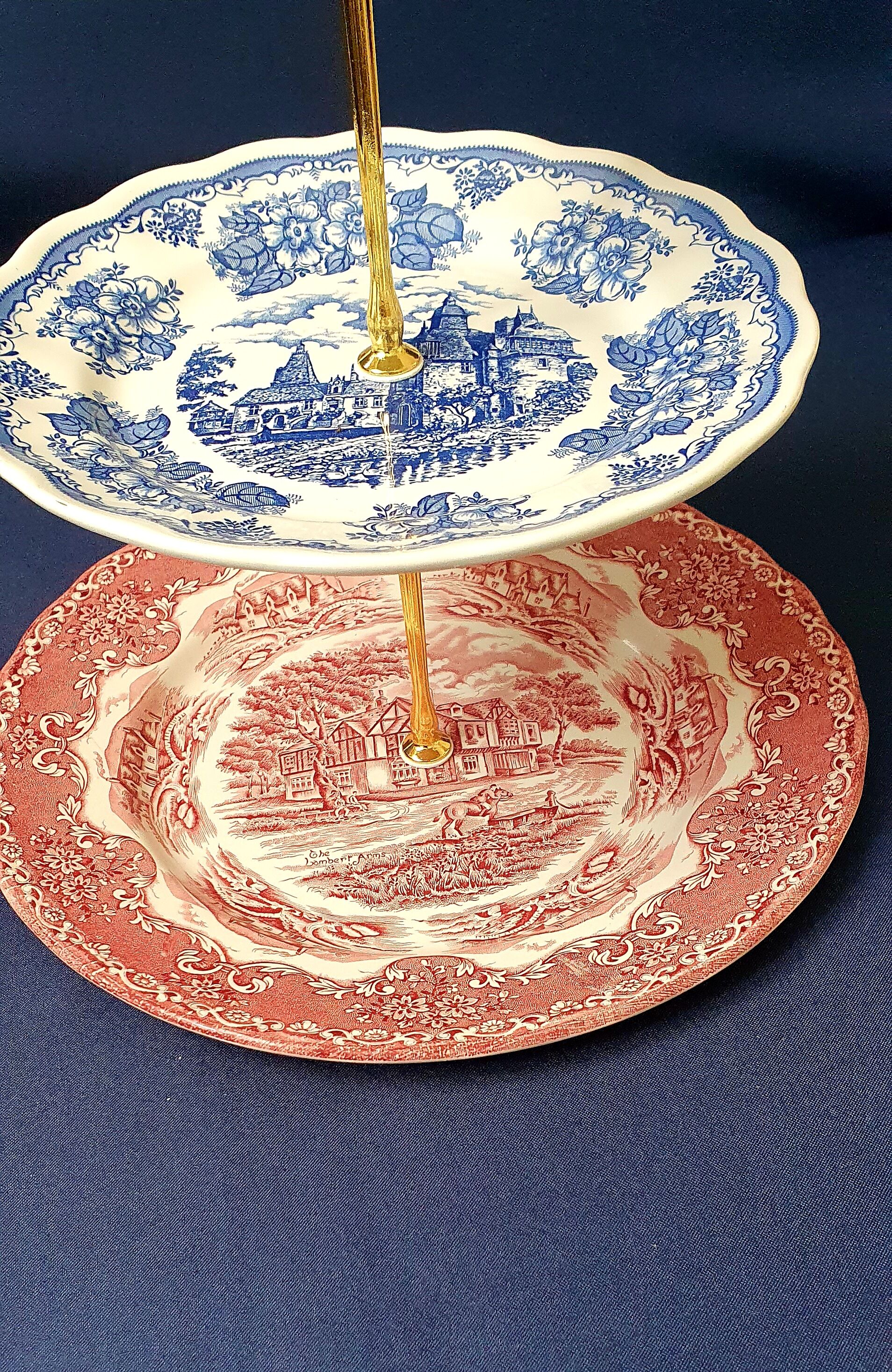 Servant, cake display, fruit, aperitif