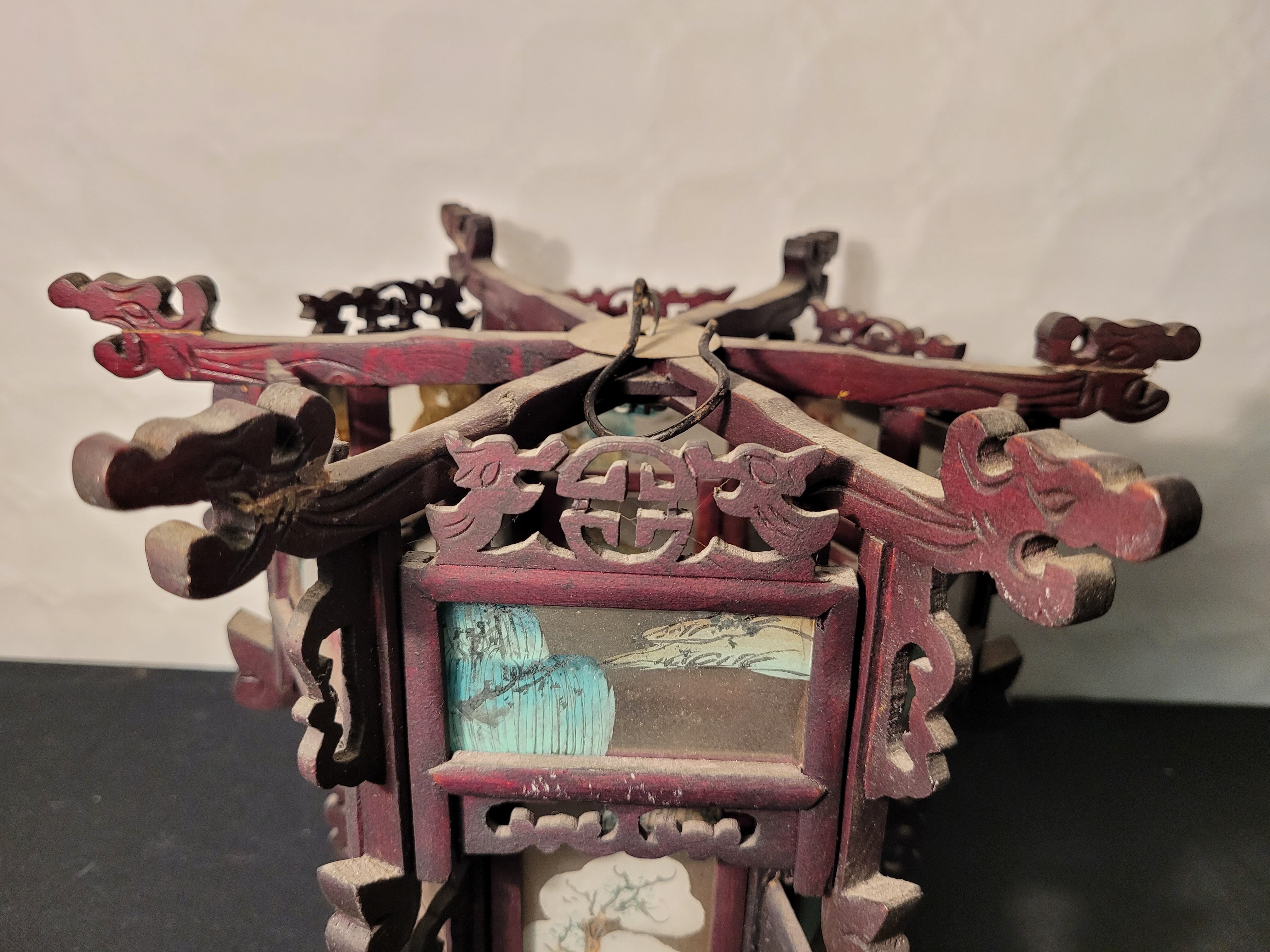 Carved wooden lantern and painted glass - China, Late 19th century