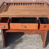 Shop counter