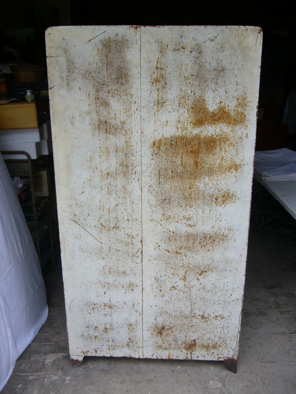 Three-door metal cabinet old CDS France