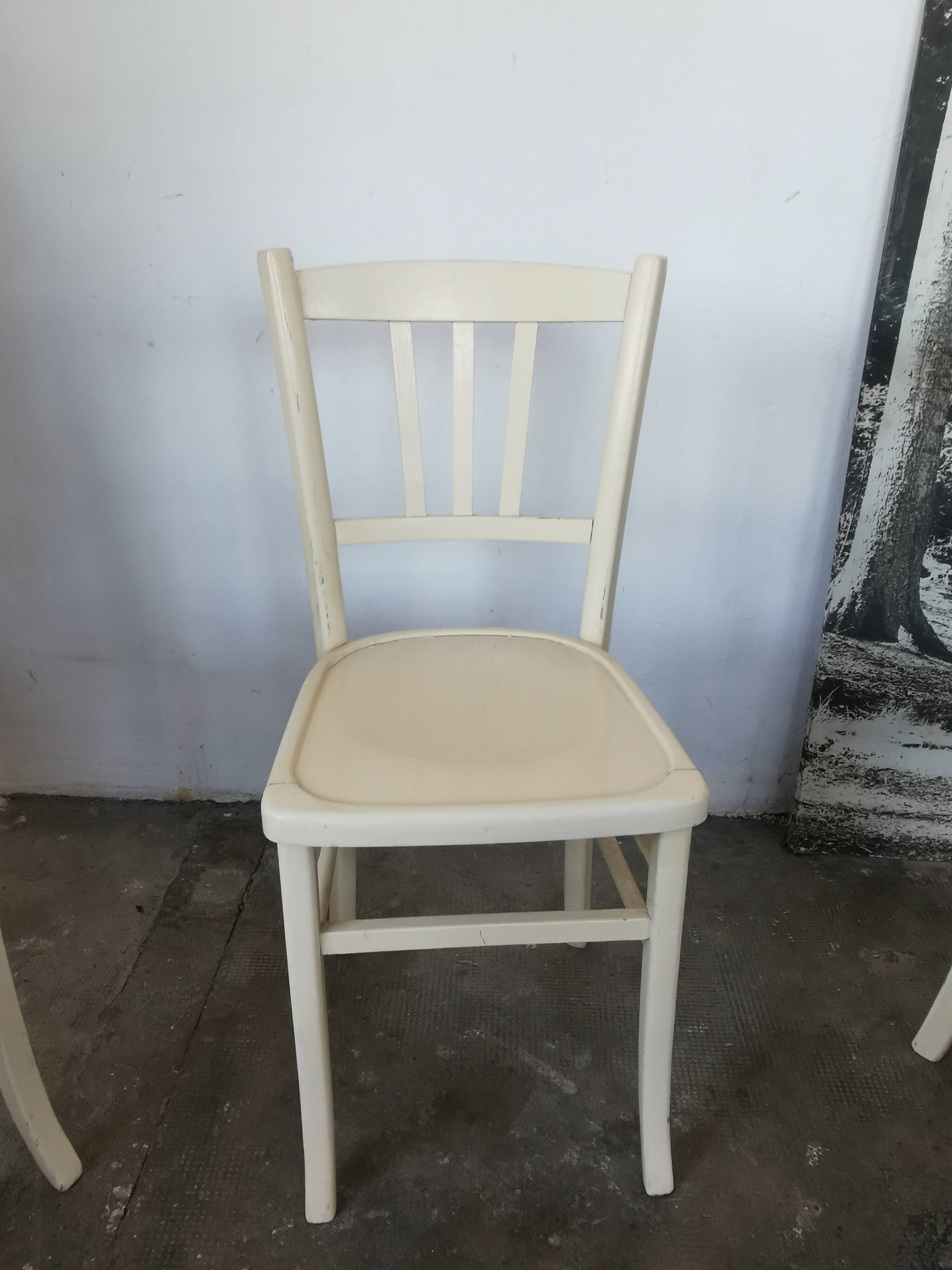 Set de 6 chaises bistrot vintages blanches