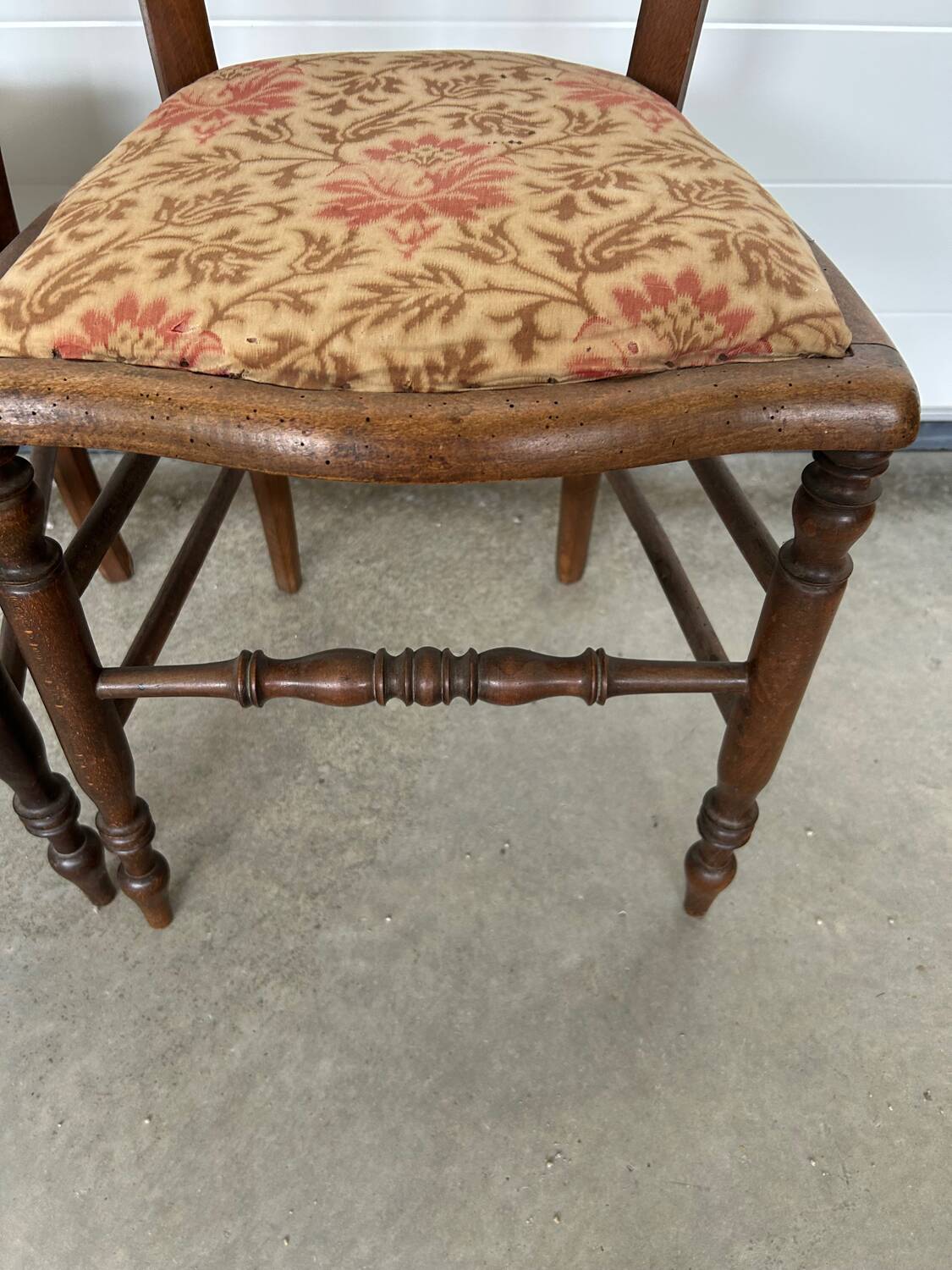 Set of 2 chairs