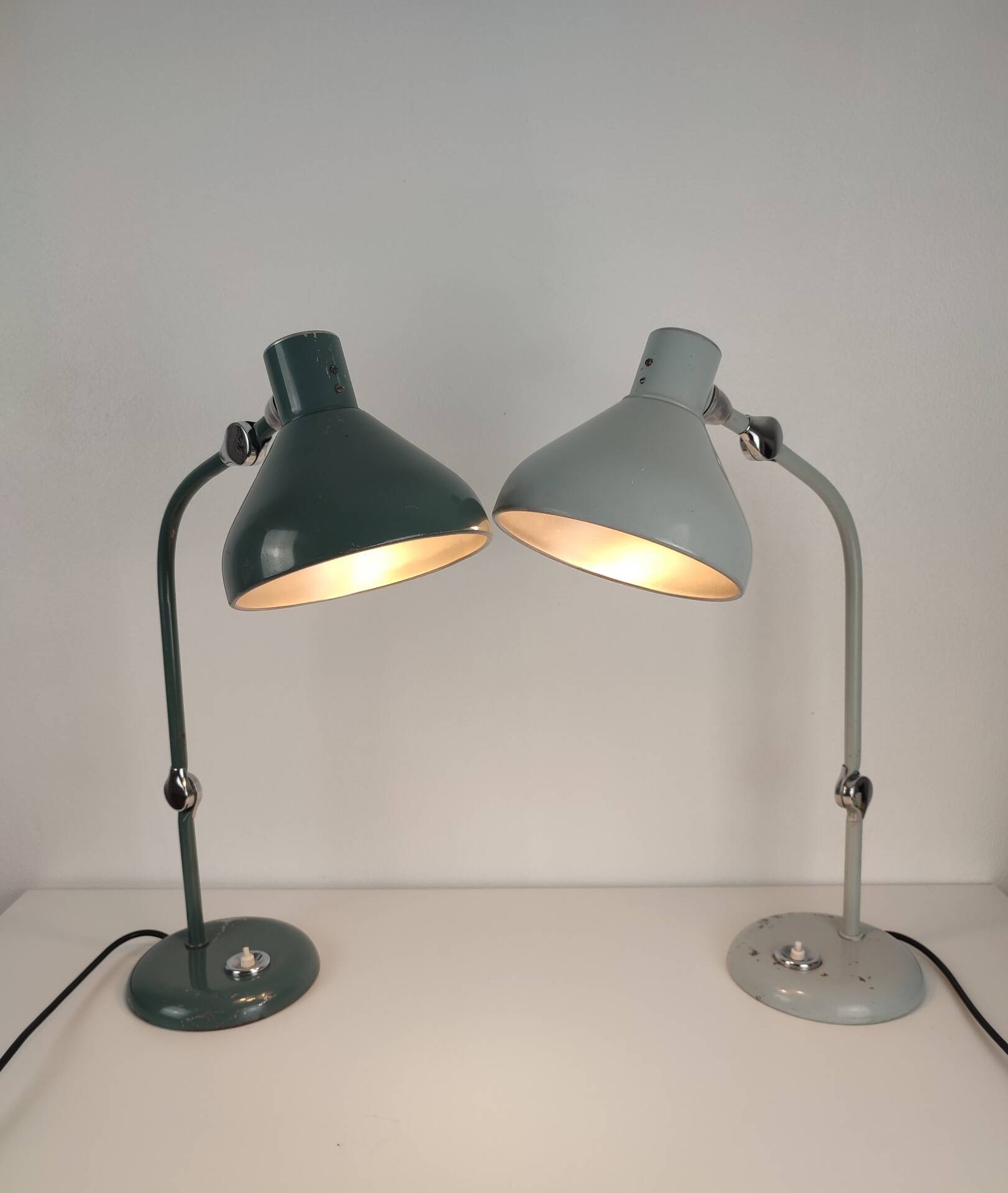 Pair of vintage Jumo GS1 desk lamps