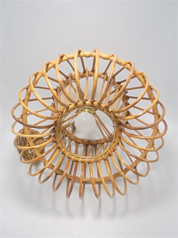 Rattan suspension