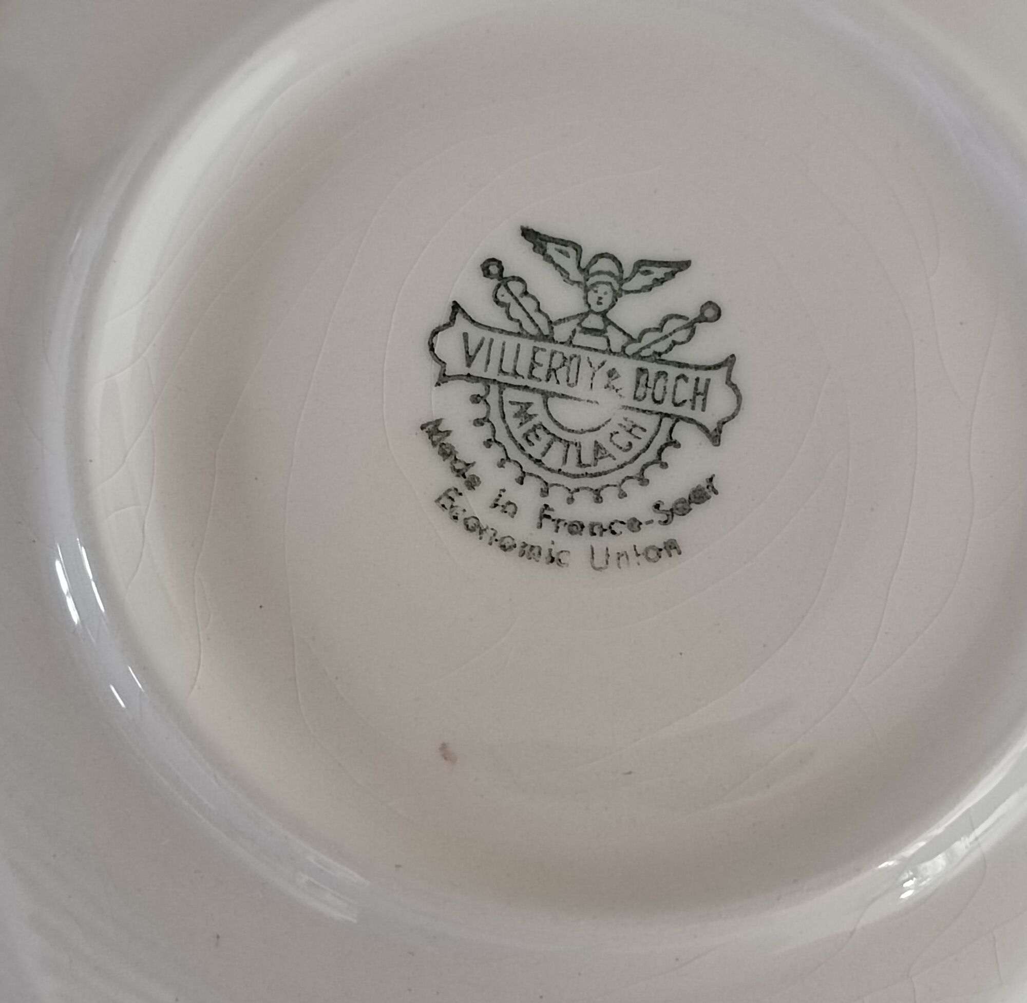 6 saucers and milk jug 1950s Villeroy and Boch Mettlach