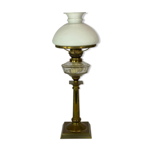 lampe à pétrole en