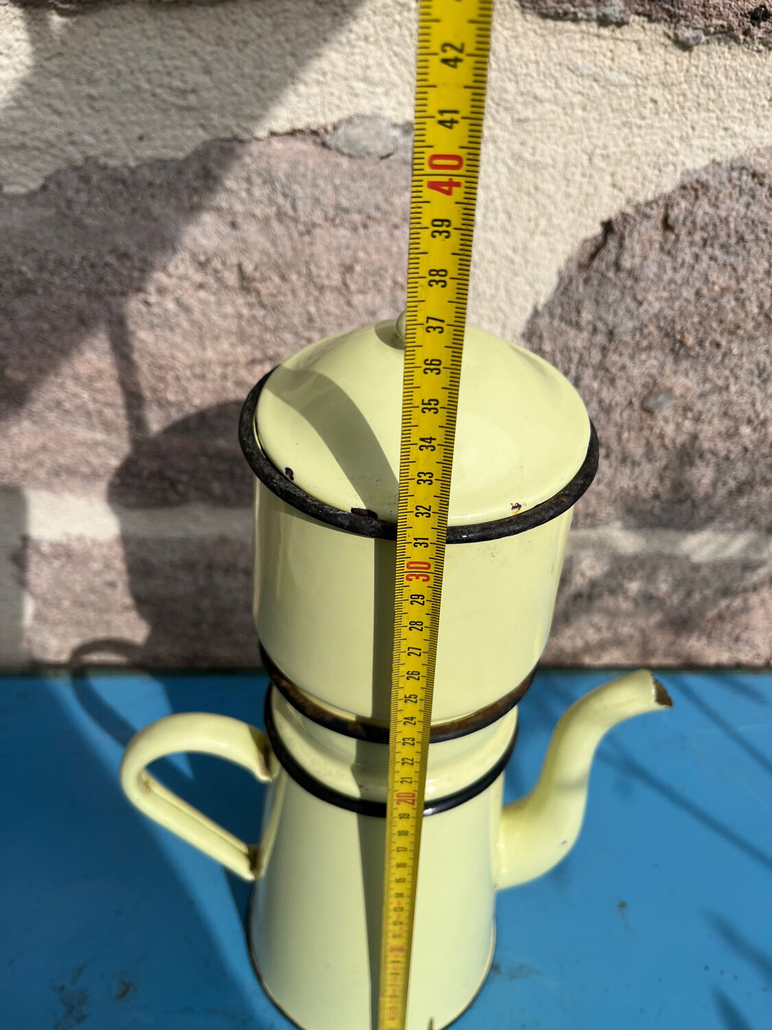 Enamelled coffee maker