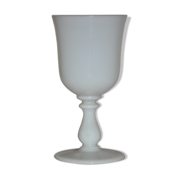 Verre opaline ancien