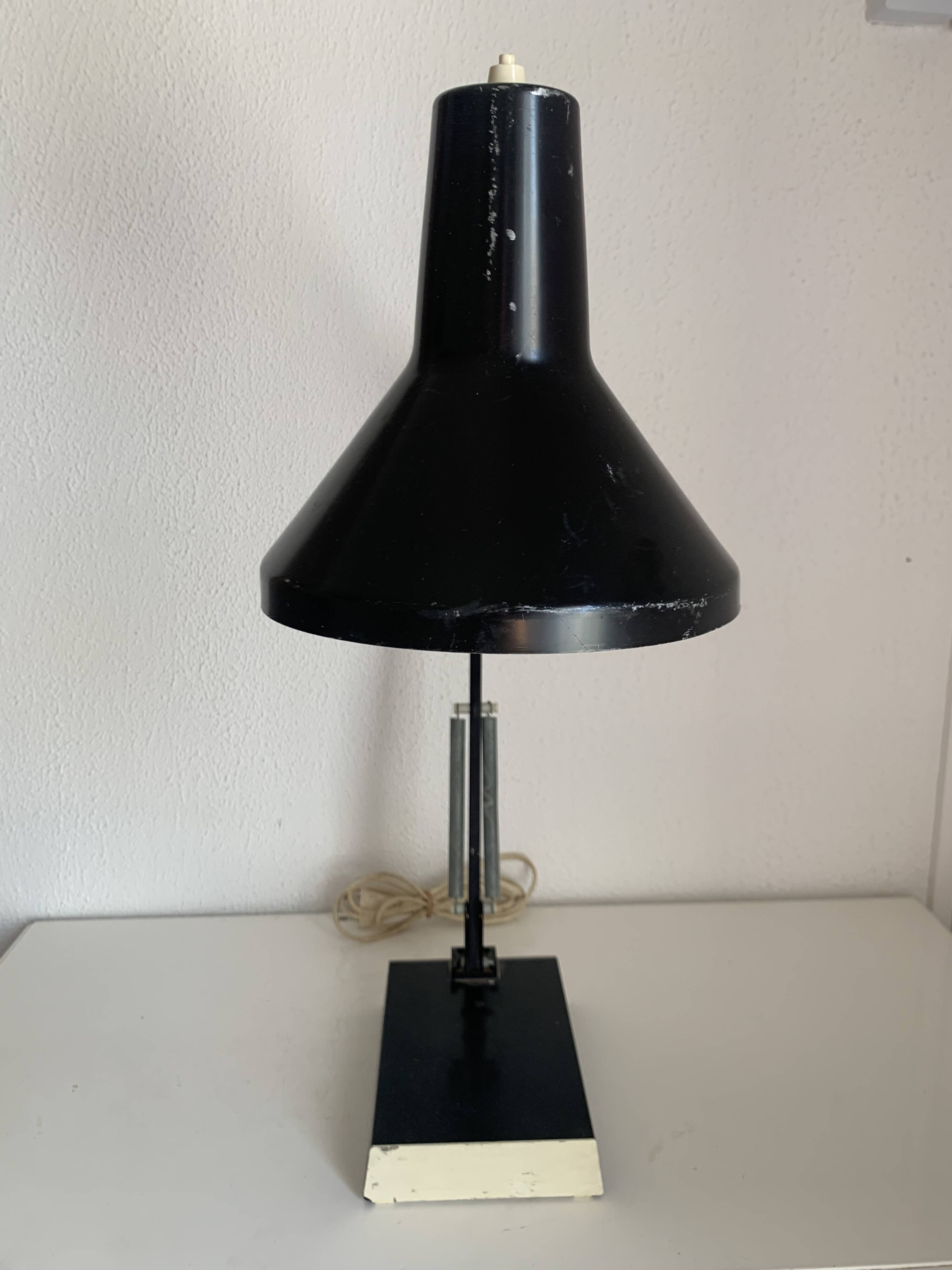 Lampe vintage 1970 d'architecte Twist noire bureau - 70 cm