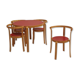Set table and 4 chairs "8000 series" , Magnus Olesen, 1980