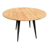 Round table tolix legs