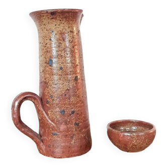 Pitcher with its stoneware bowl