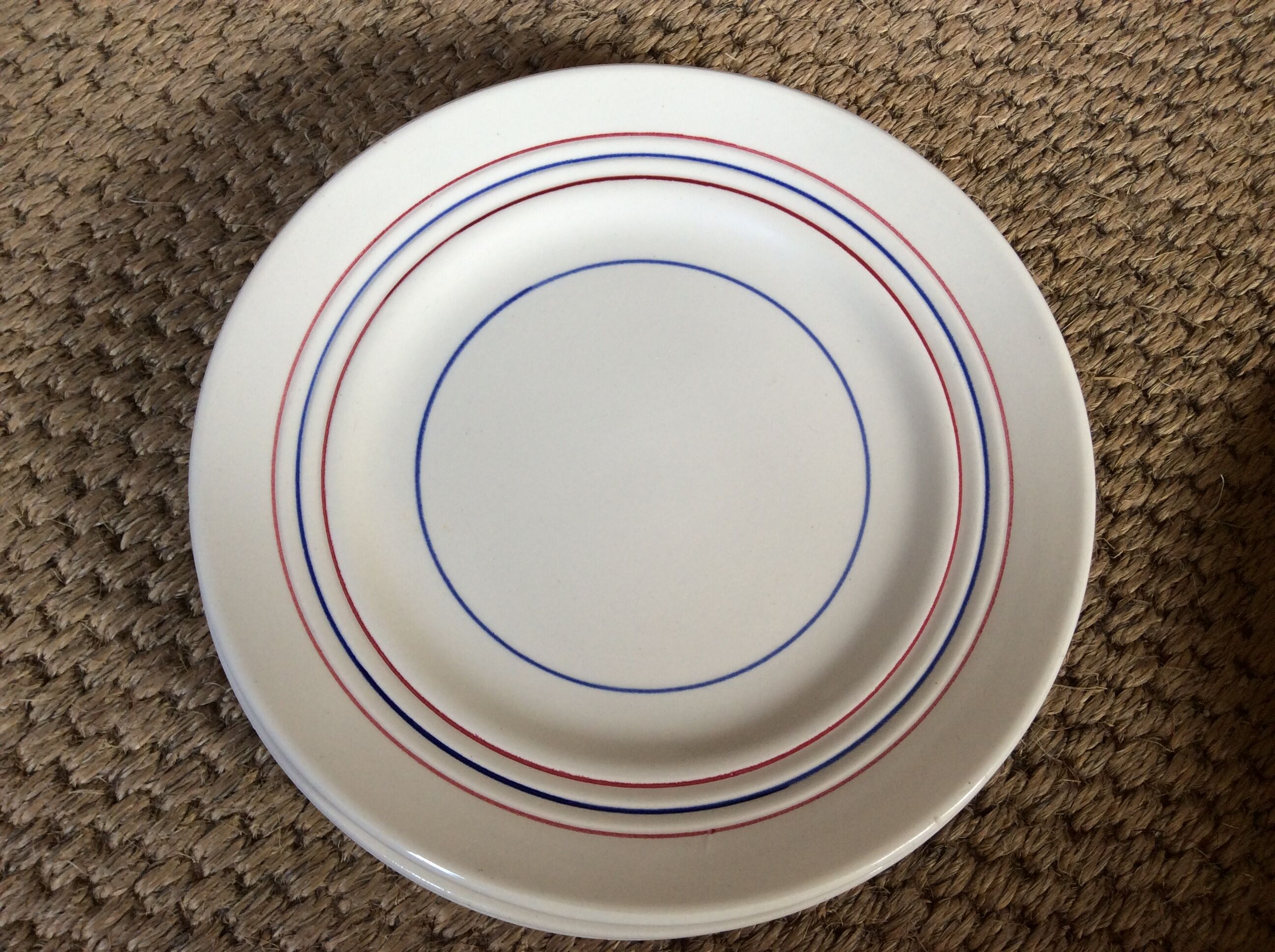 Série de 7 assiettes à dessert vintage