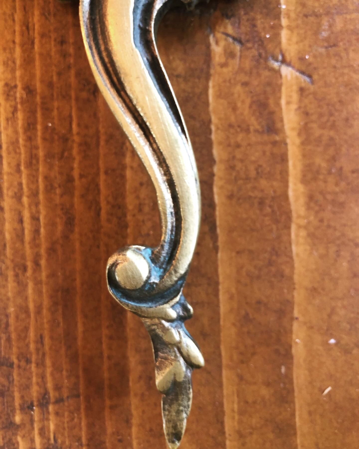 Bronze hand mirror