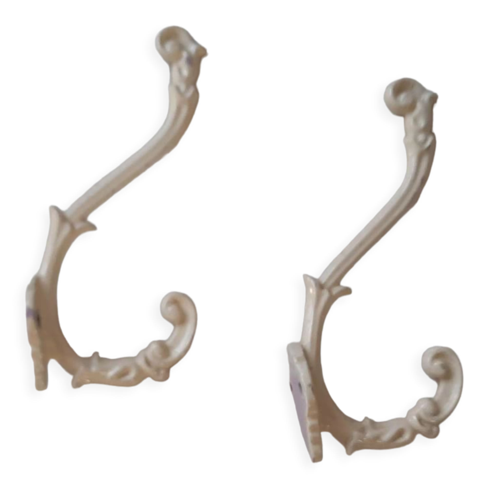 Pateres en fonte