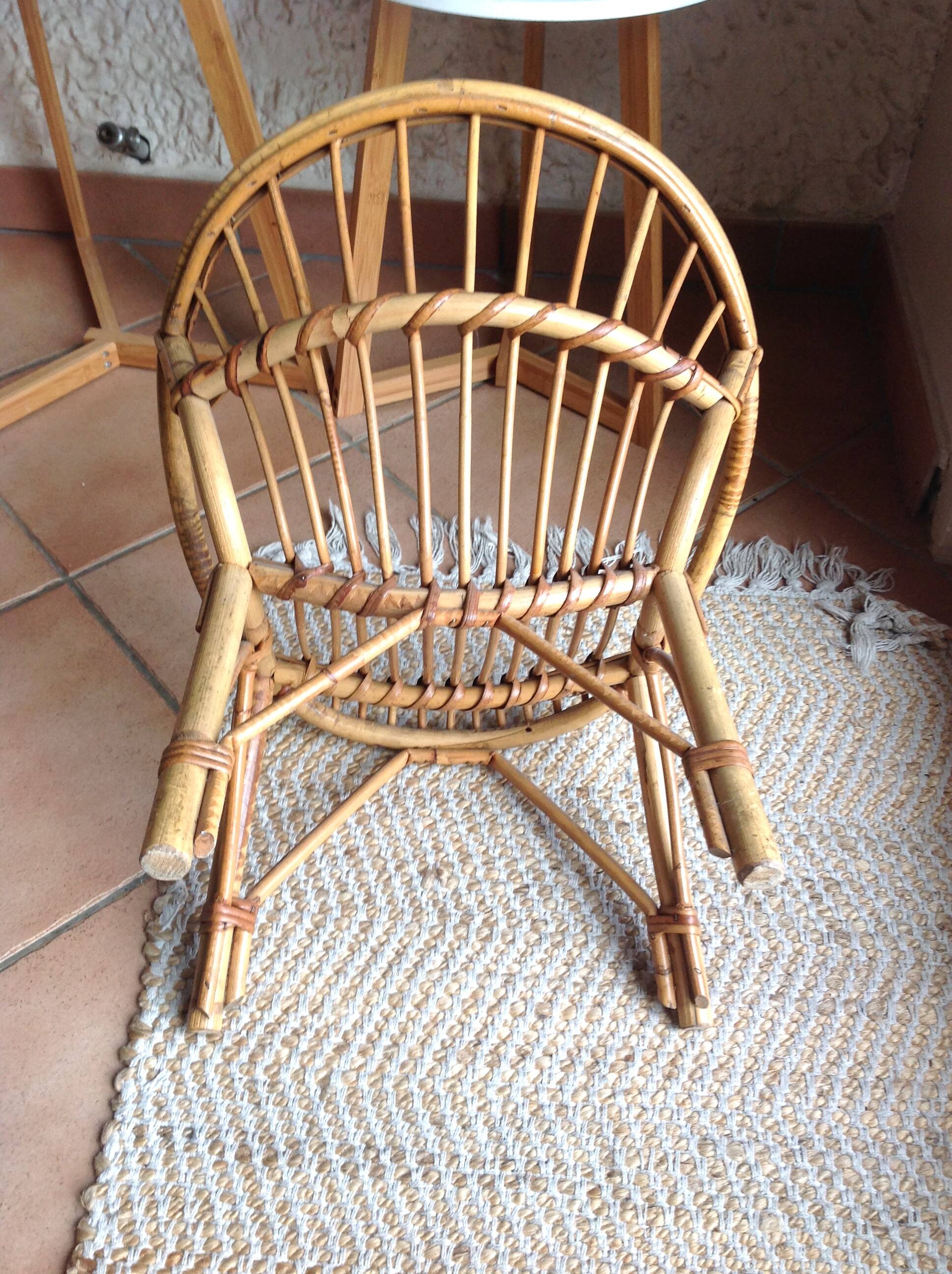 Child's shell chair in rattan / vintage 60s-70s