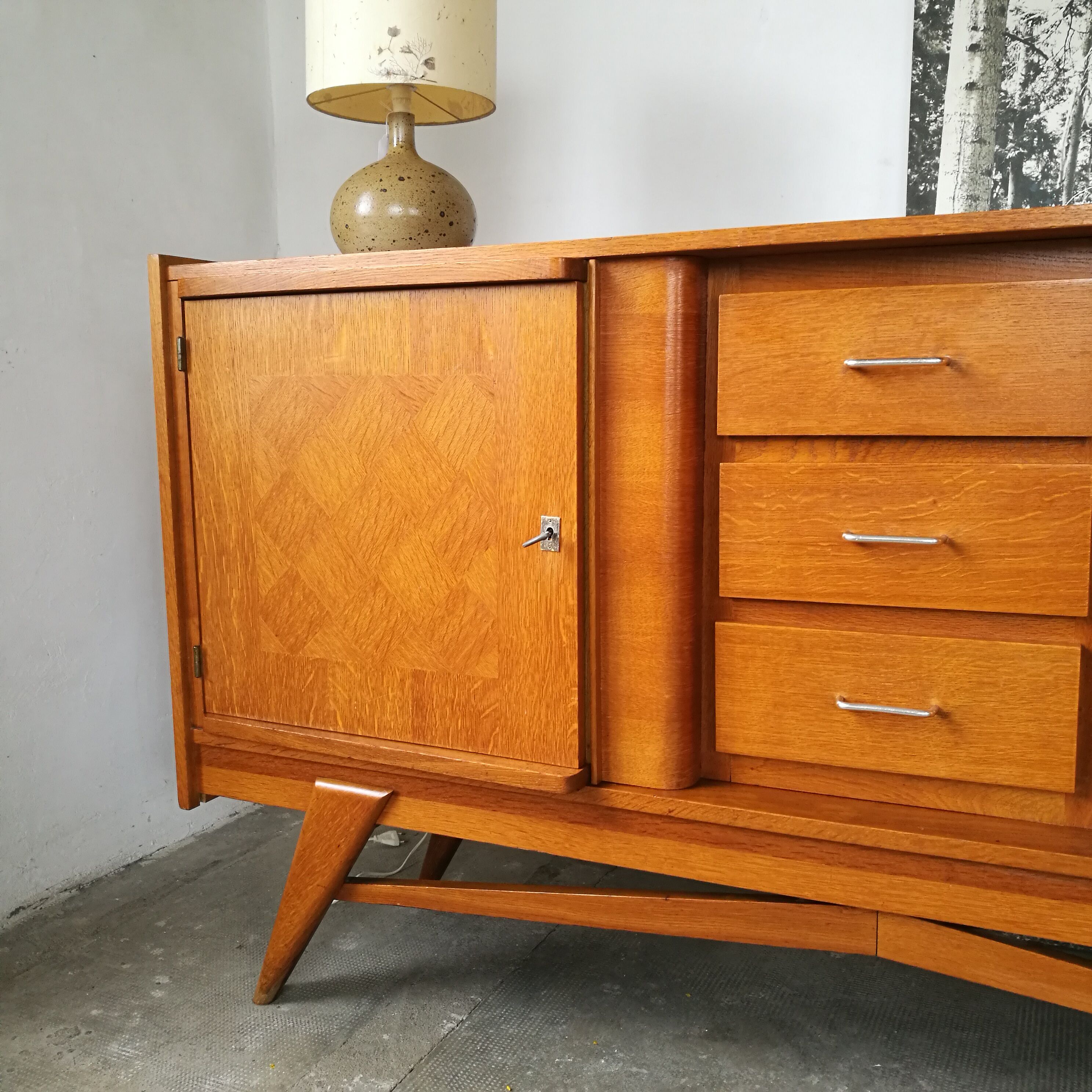 Enfilade 50s golden oak compass feet