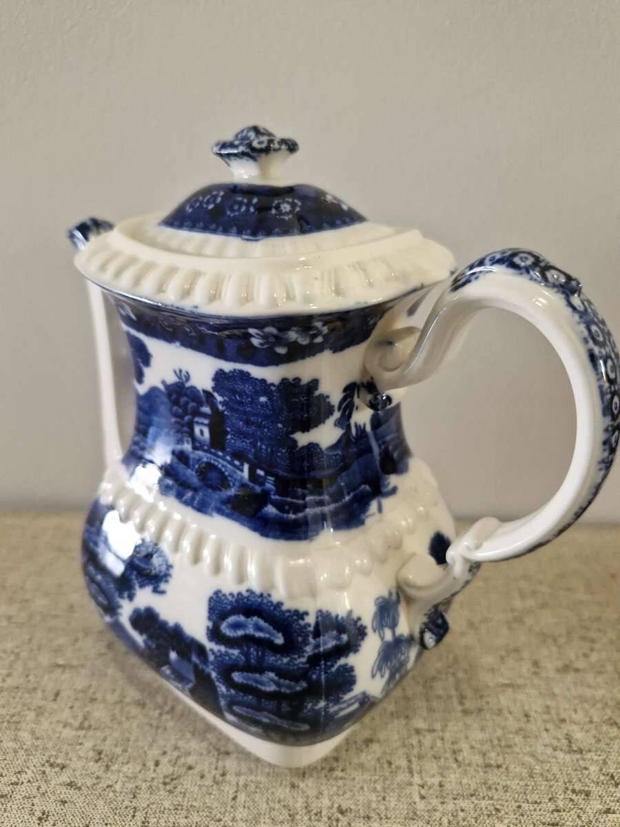 Rare antique porcelain teapot – Copeland England Spode's Tower