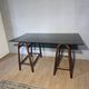 Bureau en rotin double plateau en verre fumé, années 70.