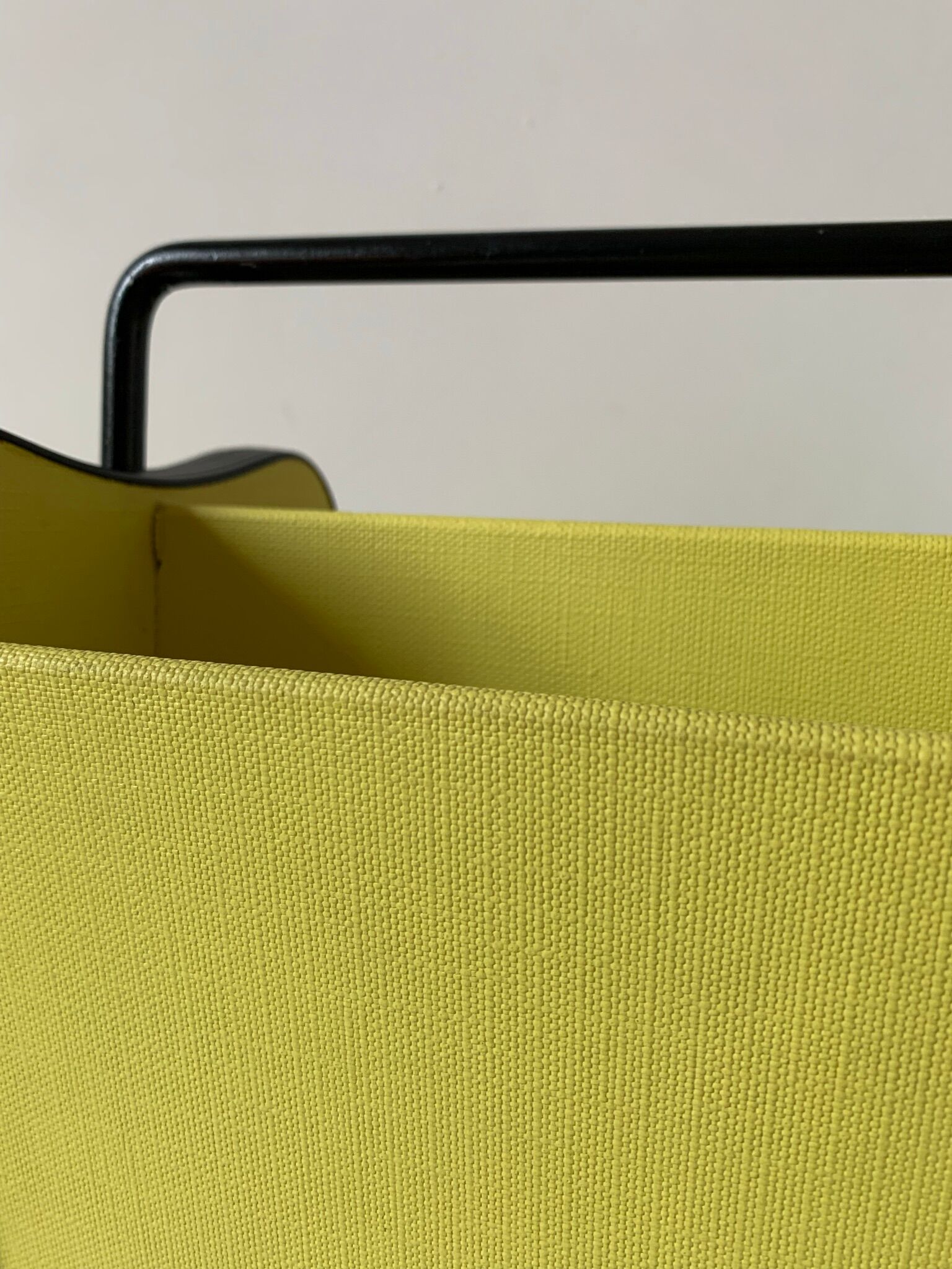 Magazine holder