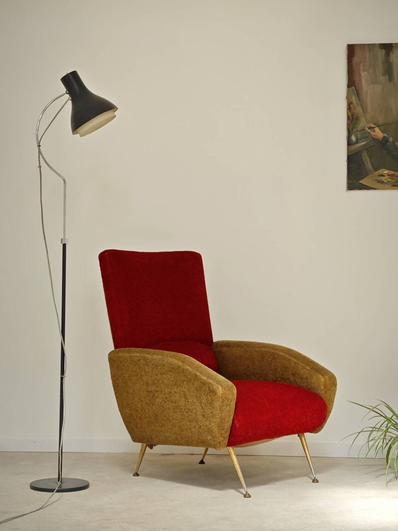 Fauteuil tissu rouge et jaune moutarde style bouclette 1970