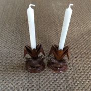 2 bougeoirs en bois