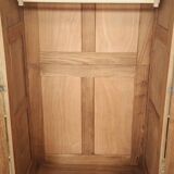 Armoire vintage