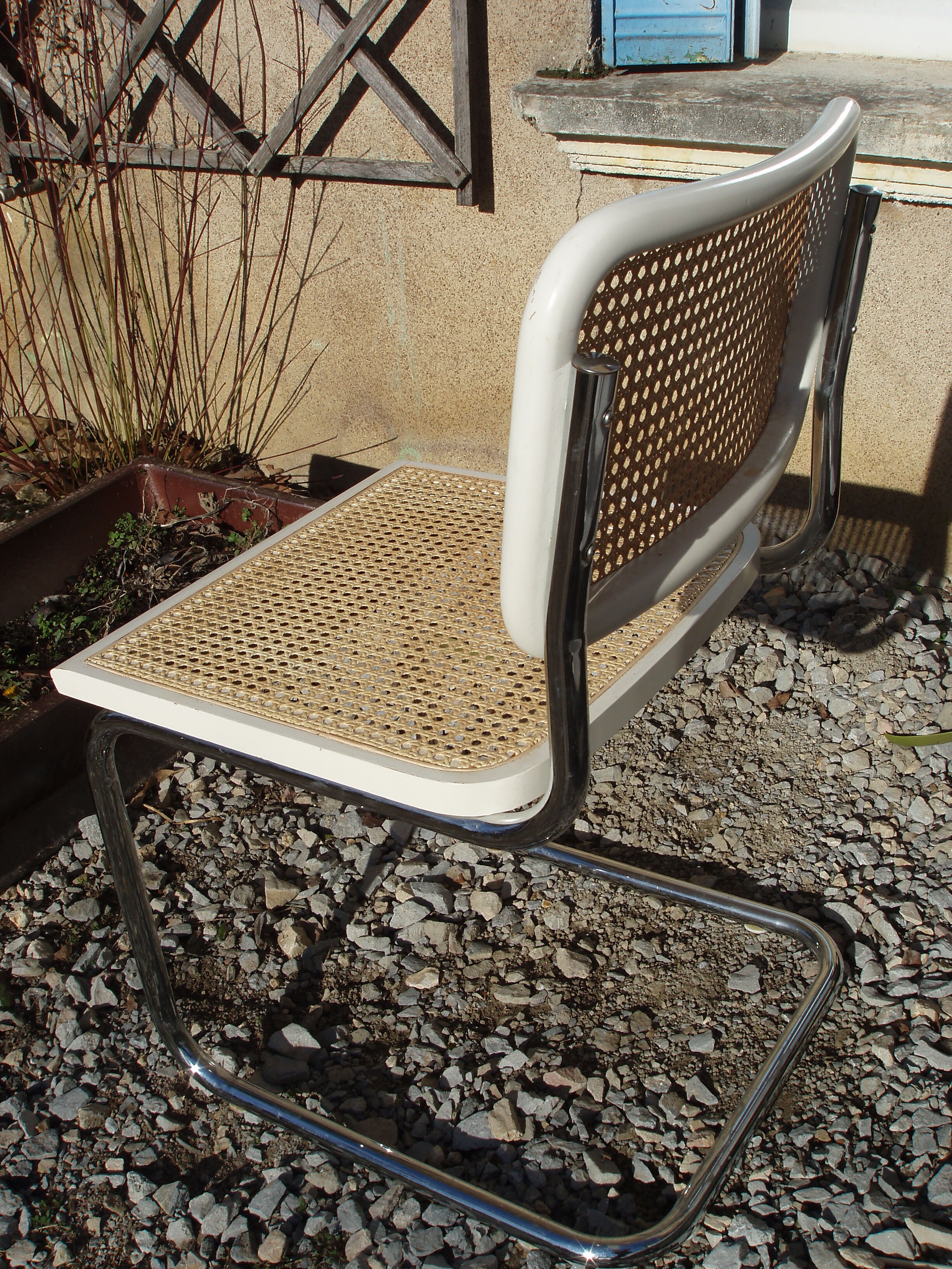 Set de 4 chaises blanches Cesca B 32 de Marcel Breuer made in Italy 1998