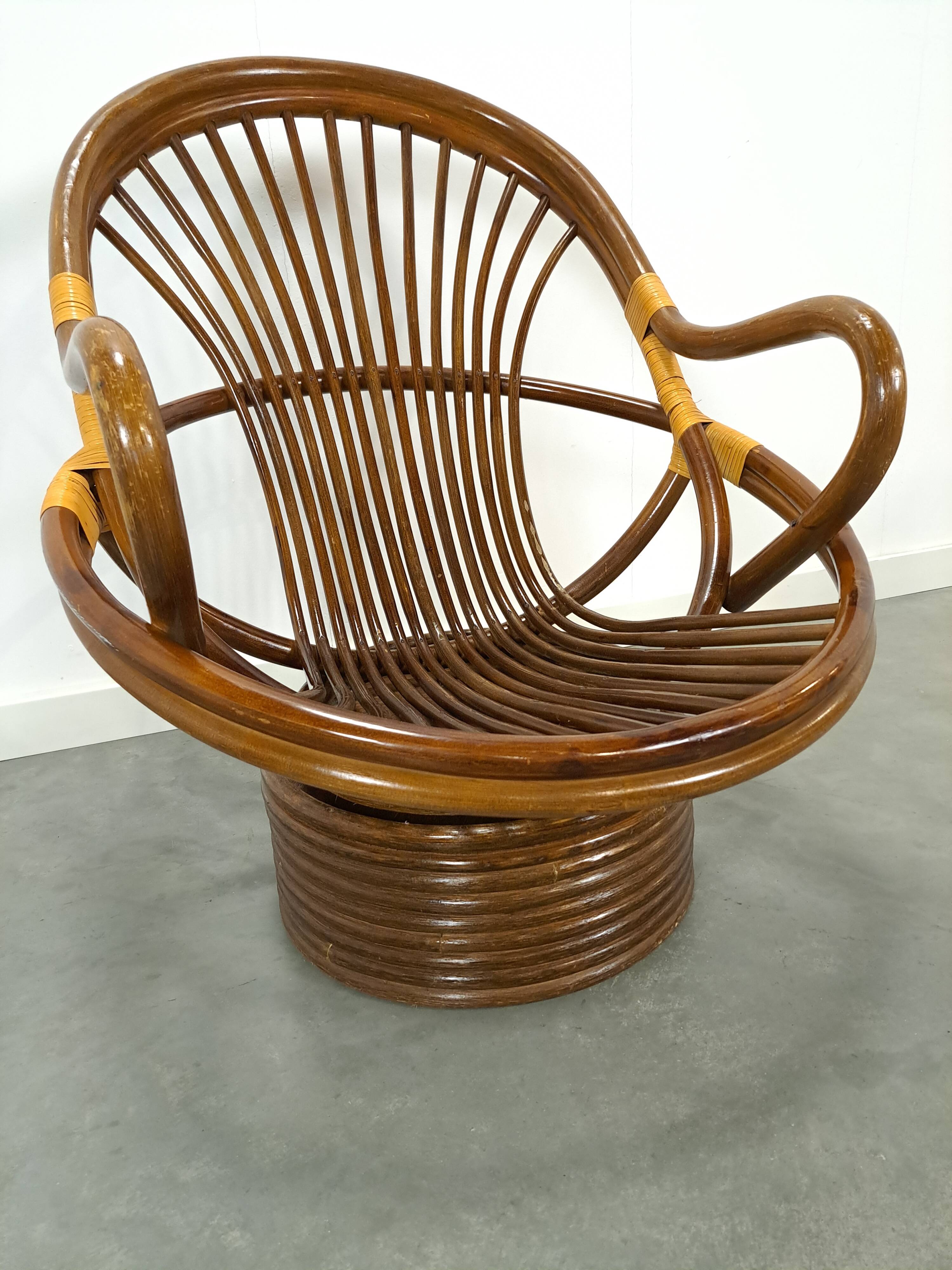 Rotan manou draai stoel