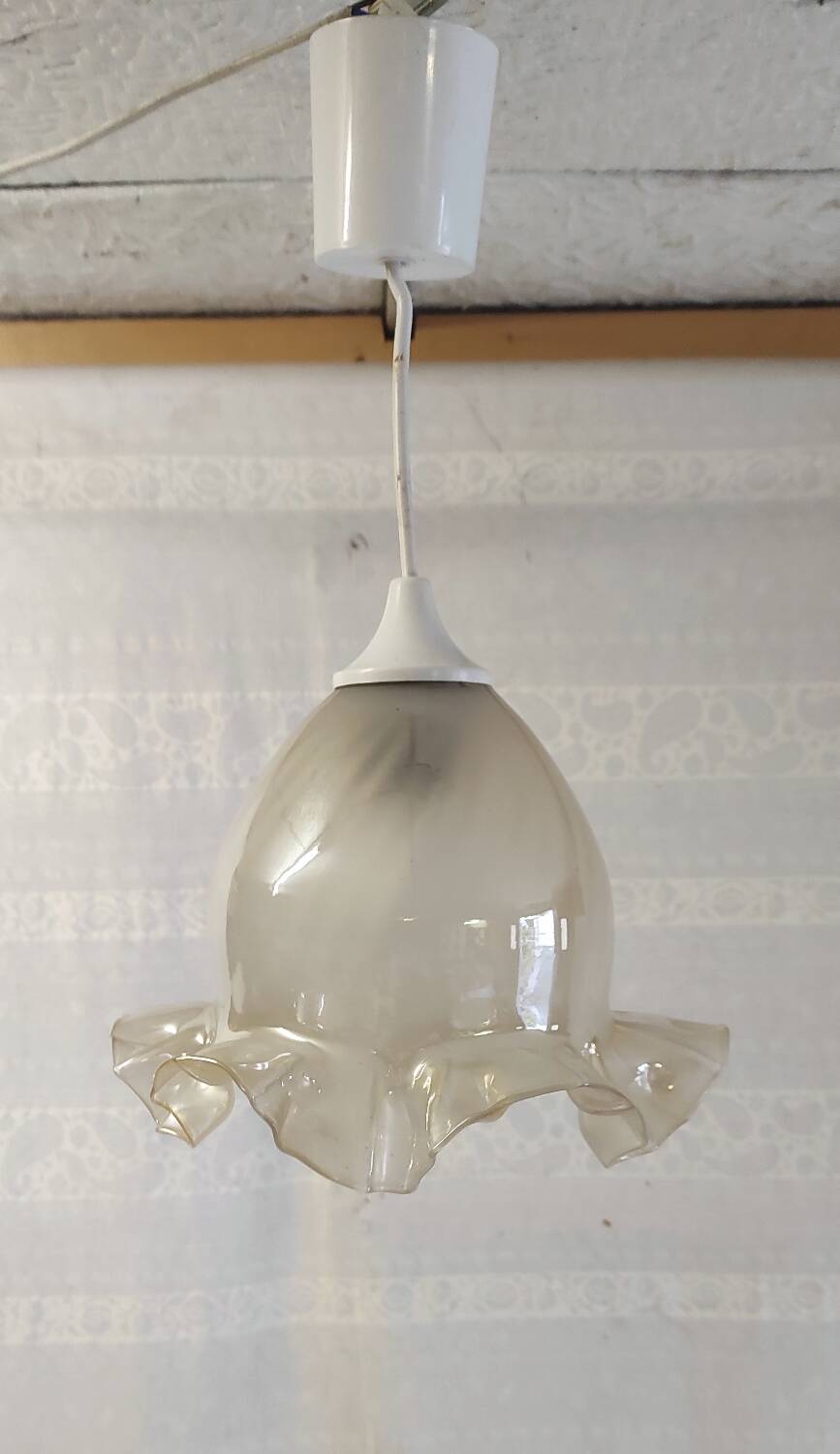 Suspension with opalescent and skirted glass lampshade. Noon. 20th century