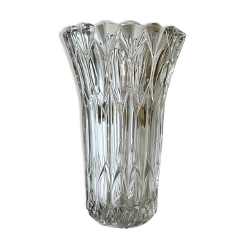 Vase en cristallin taillé