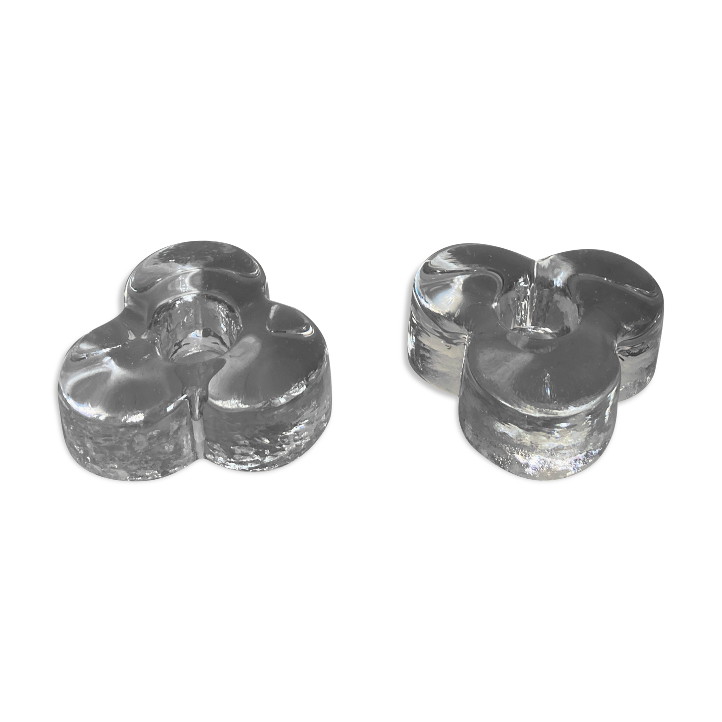 Paire de bougeoirs trèfles en verre