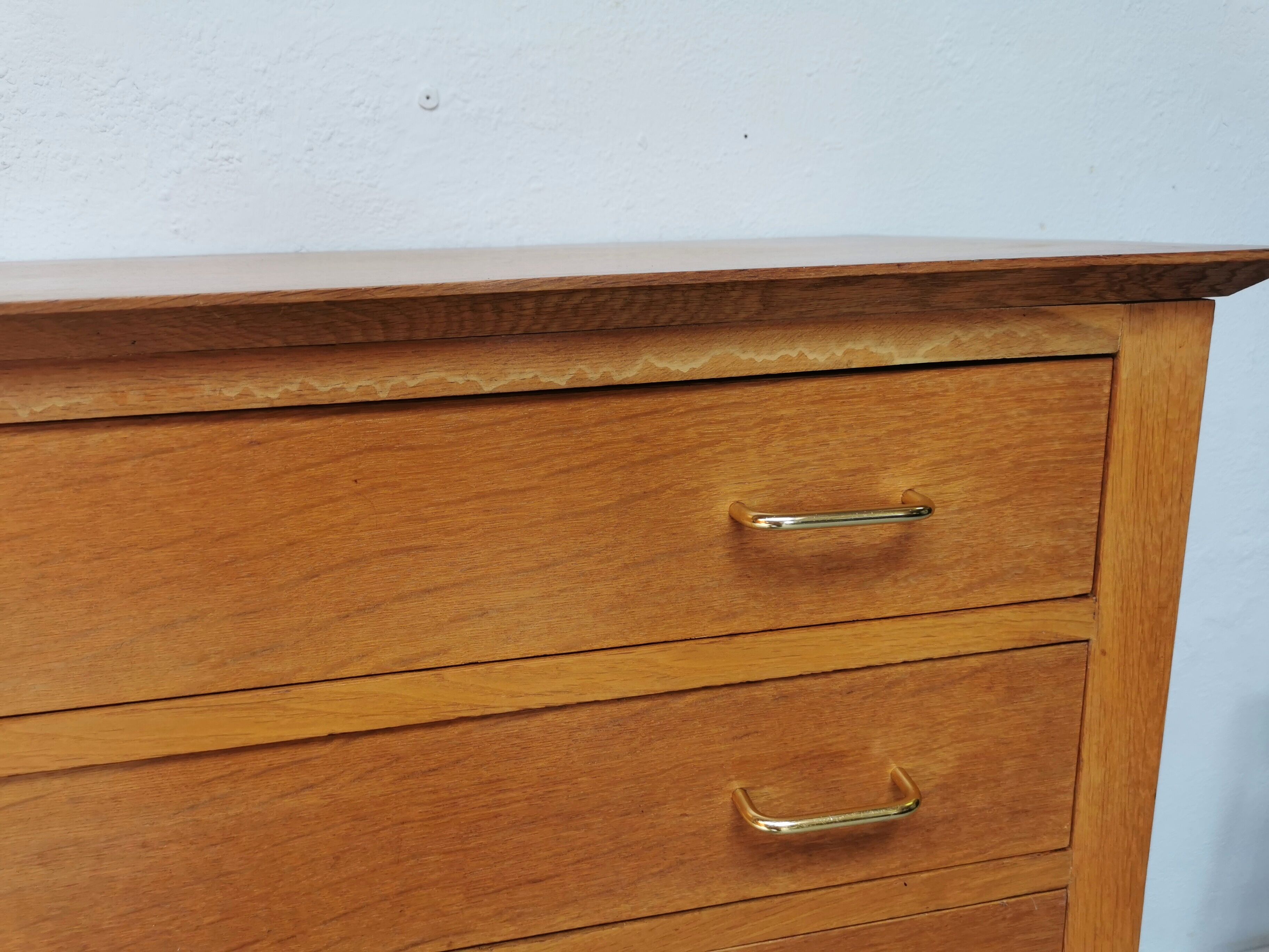 Commode vintage