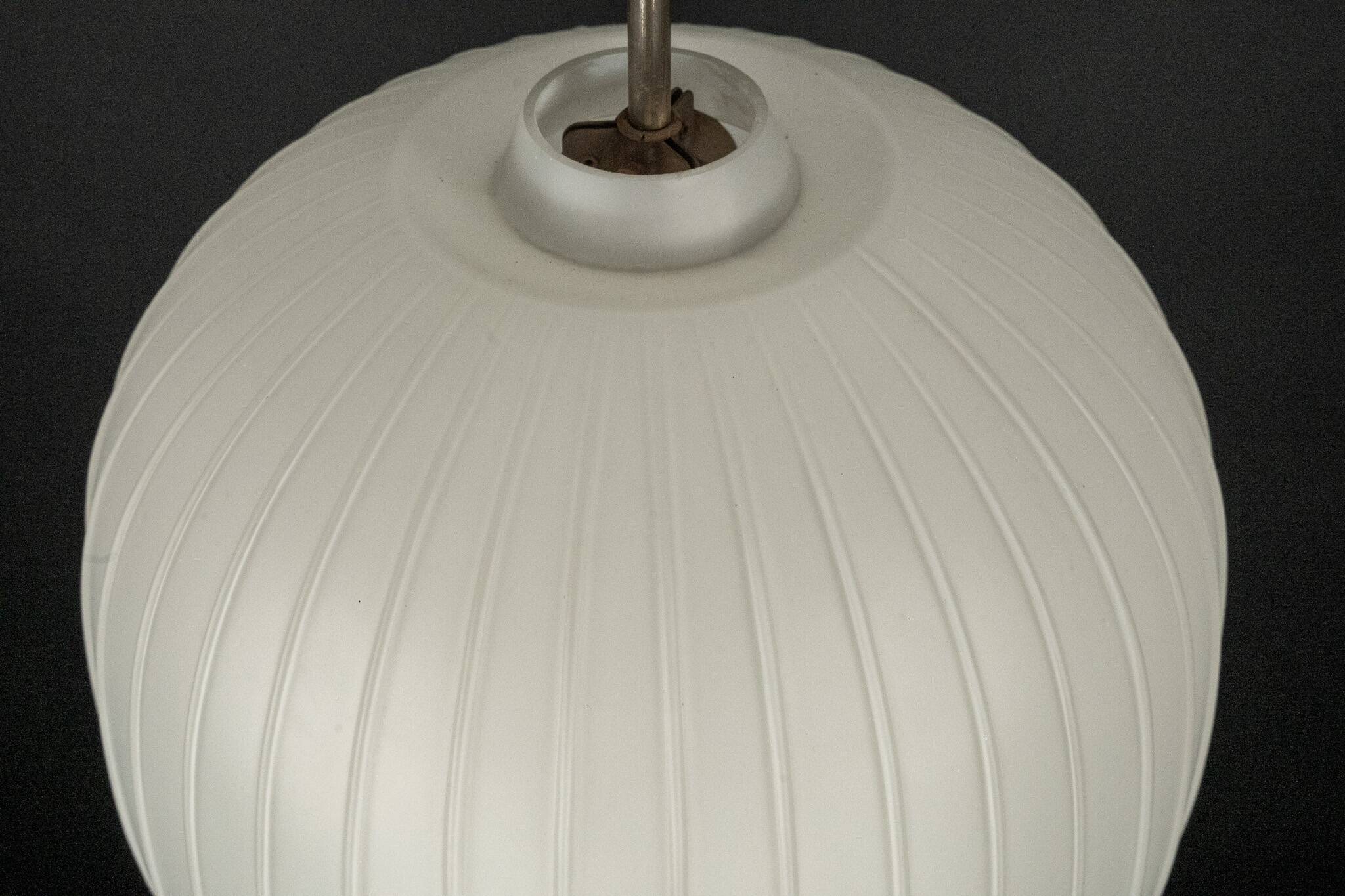 Mid-Century Italian pendant light in the style of Arredoluce Monza. Italy 1950