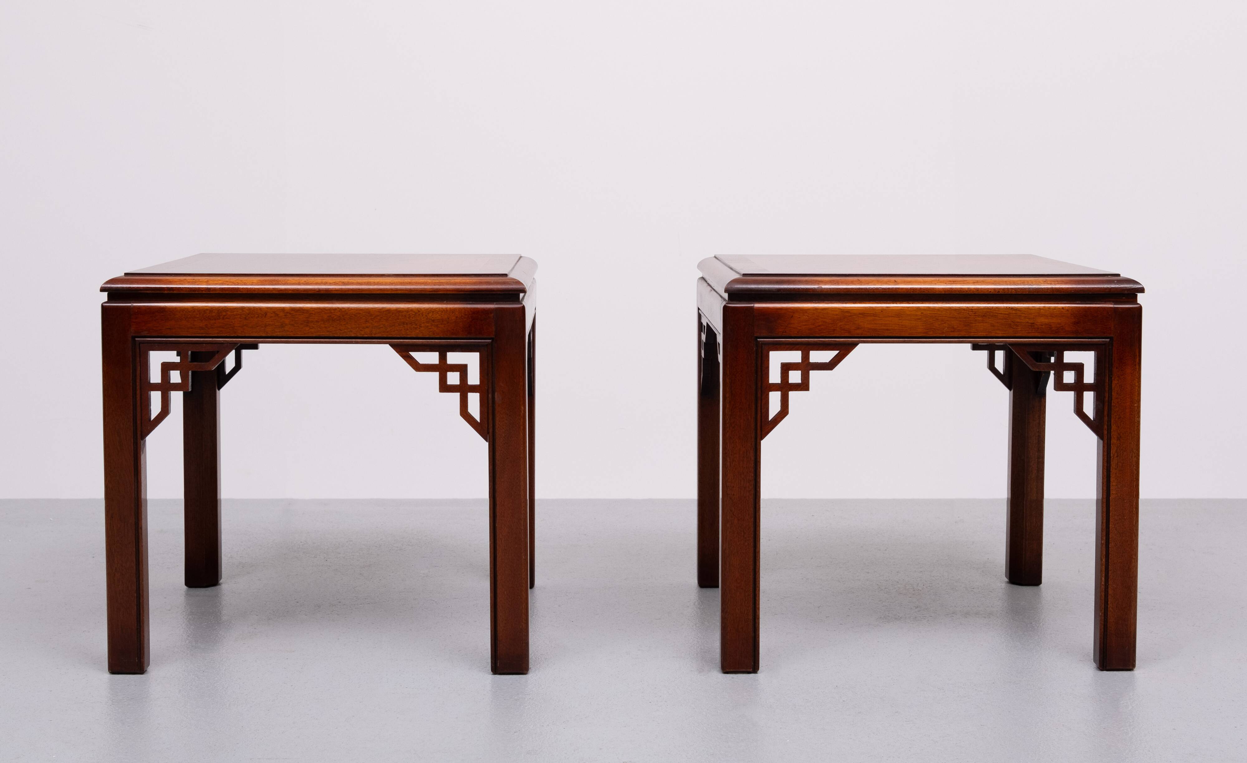 Drexel Chippendale pair Mahogany Sofa Tables 1970s USA