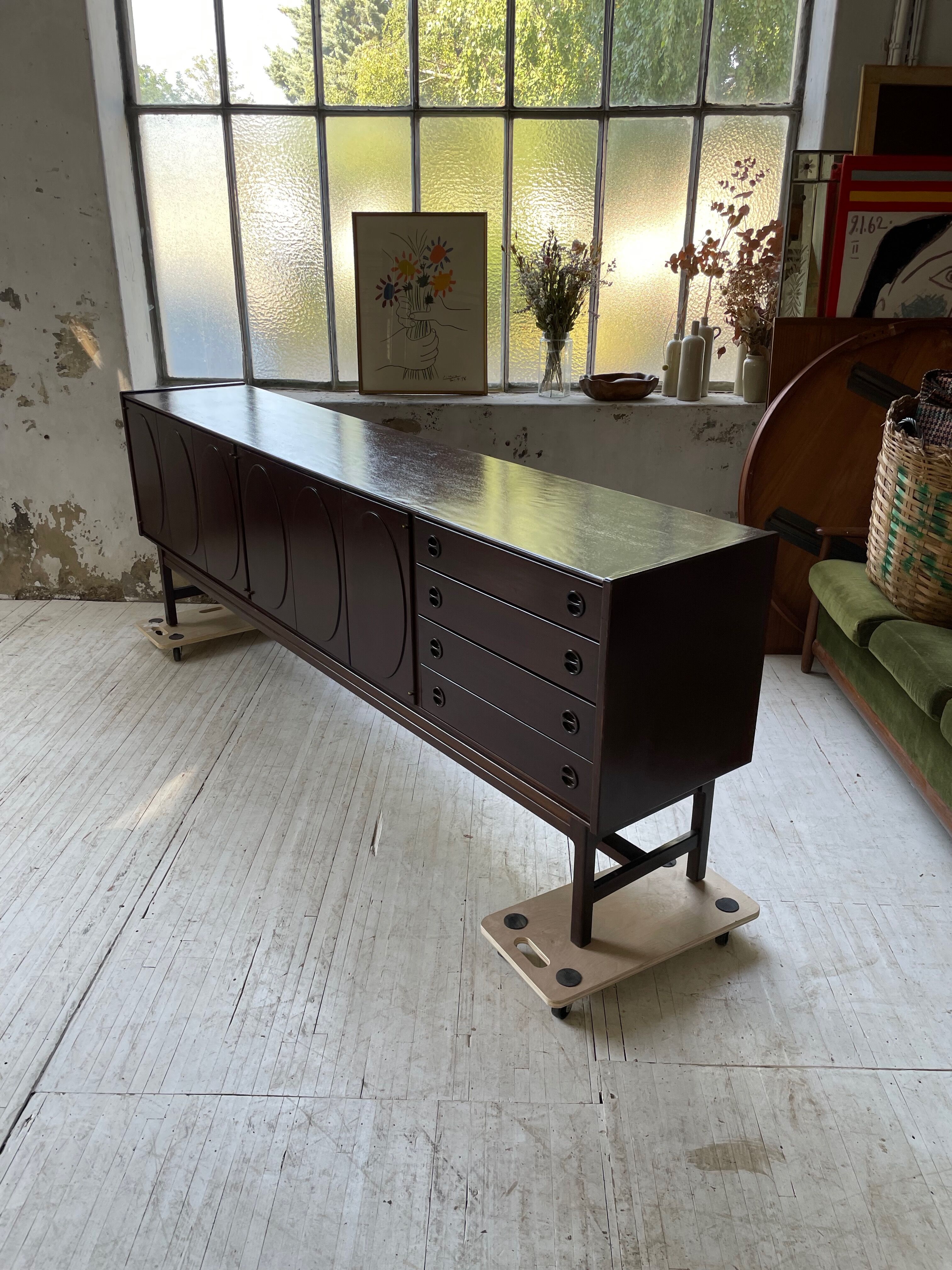 Walnut row Roche Bobois 240 cm