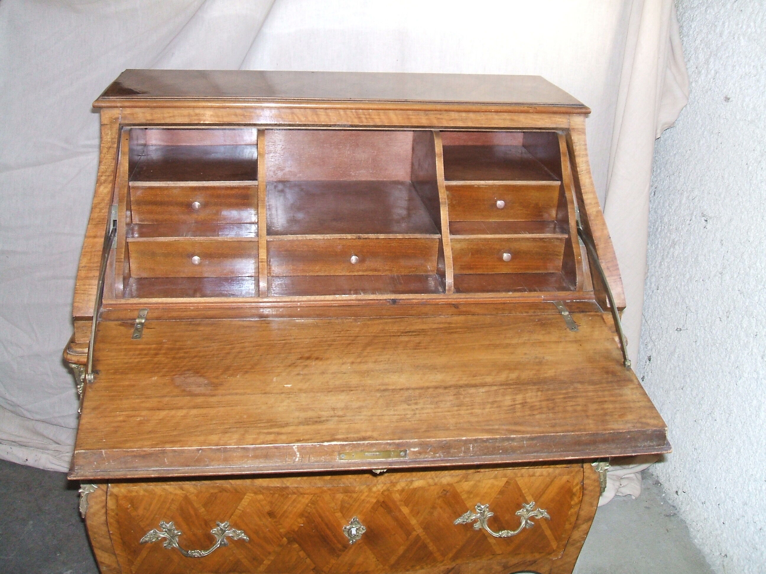 Louis XV style dressing table