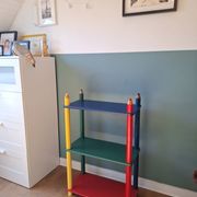 Etagère crayon style memphis