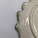 Assiette en barbotine