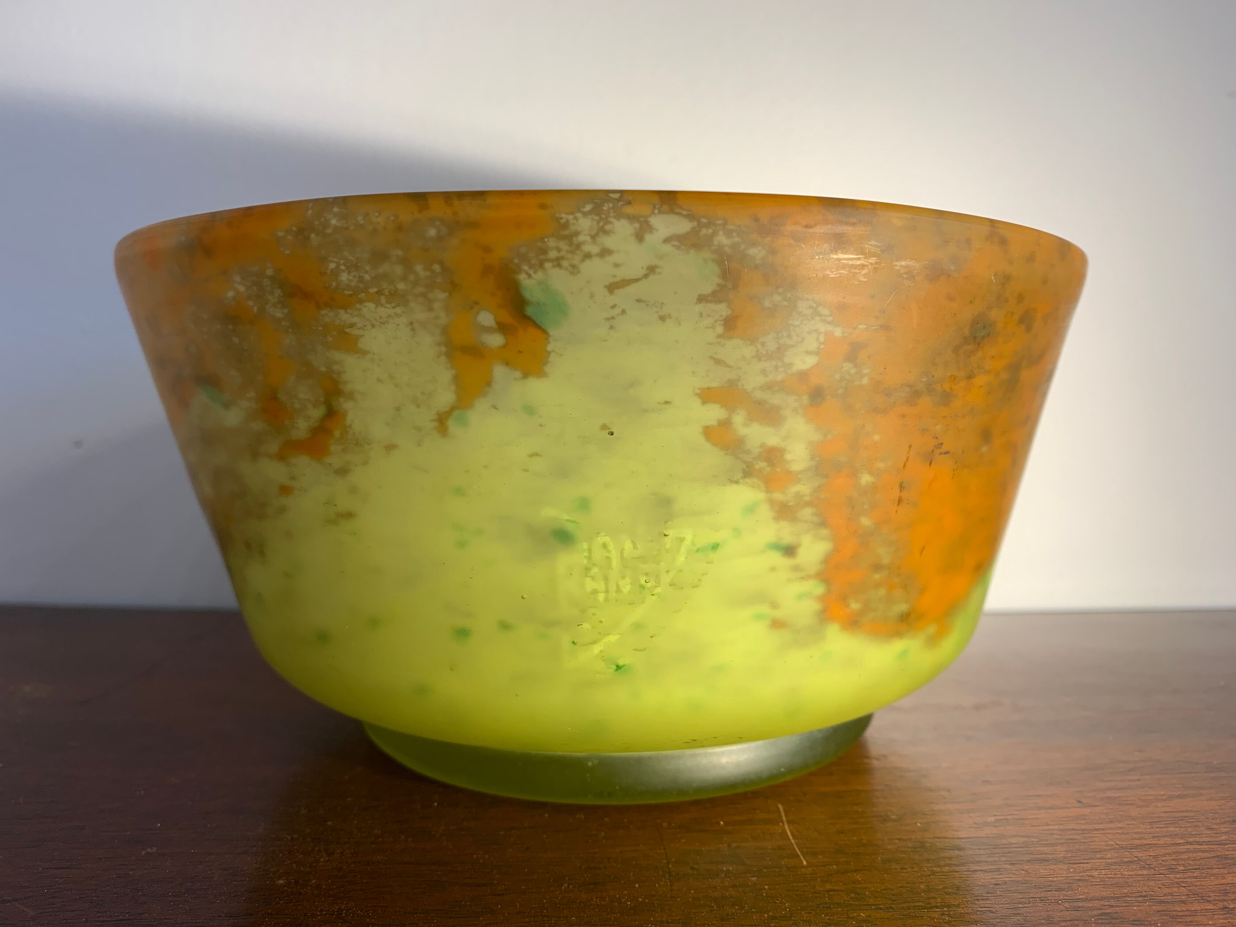 Coupe Daum Nancy en verre marmoréen