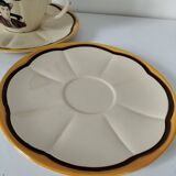 2 large Breton cups with saucers