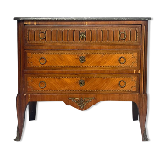 Marquetry chest of drawers